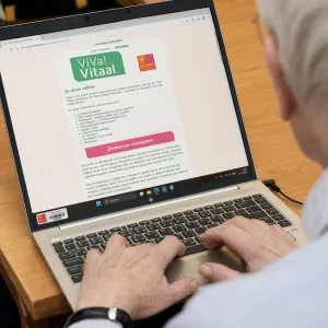 Laptop ViVa! Vitaal nieuwsbrief