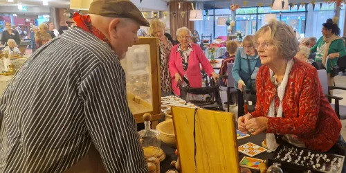 Oude ambachten tijdens 50-jarig bestaan Westerheem